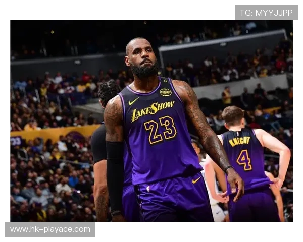 詹姆斯谈角色转变：只为球队贡献力量，不计个人得失